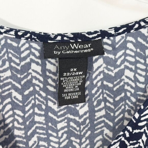 Catherines Plus Size 22W 24W Top 2X Blue Any Wear Crochet Navy Blue White 1386 - Picture 8 of 9